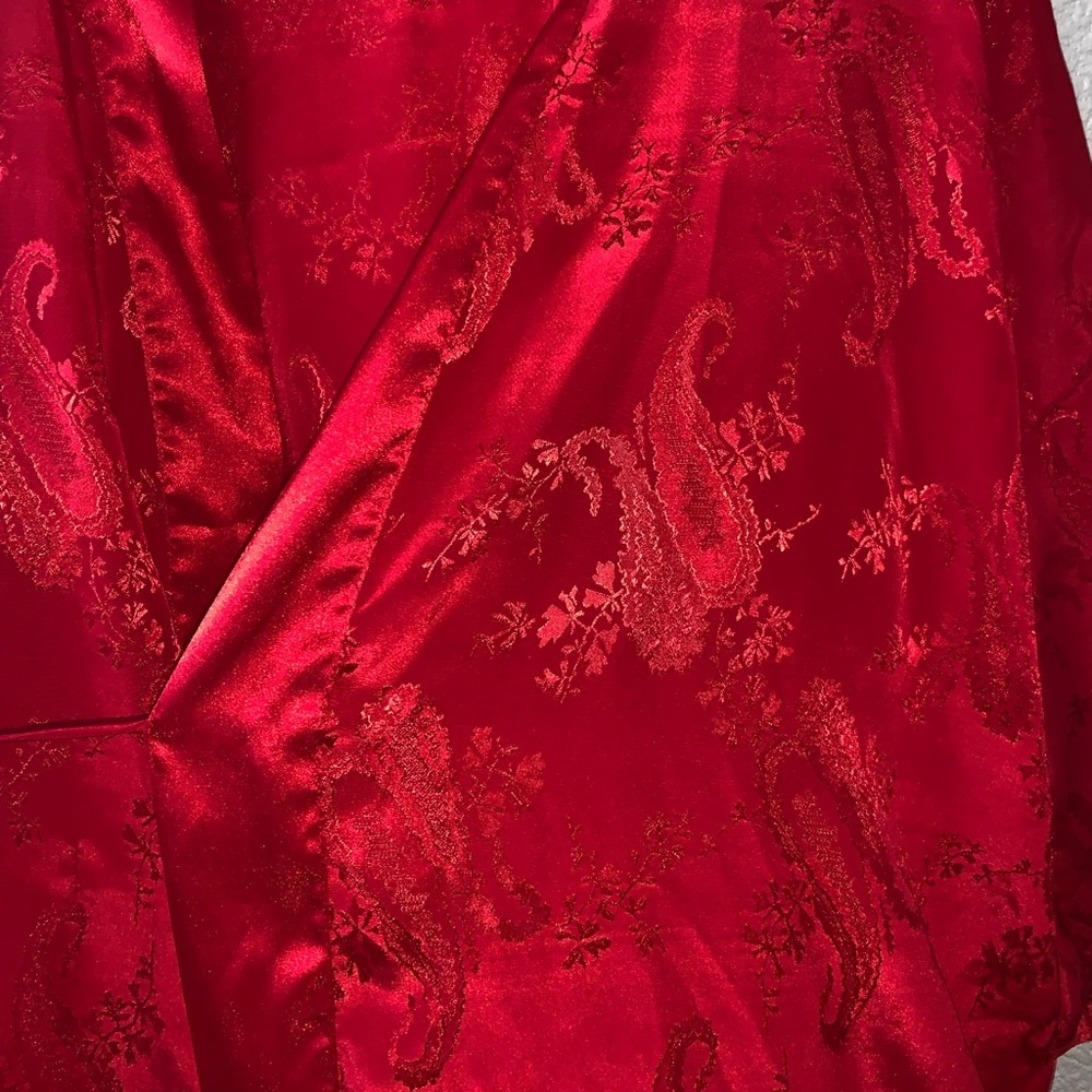 Red Paisley Floral Robe - Picture 3 of 6